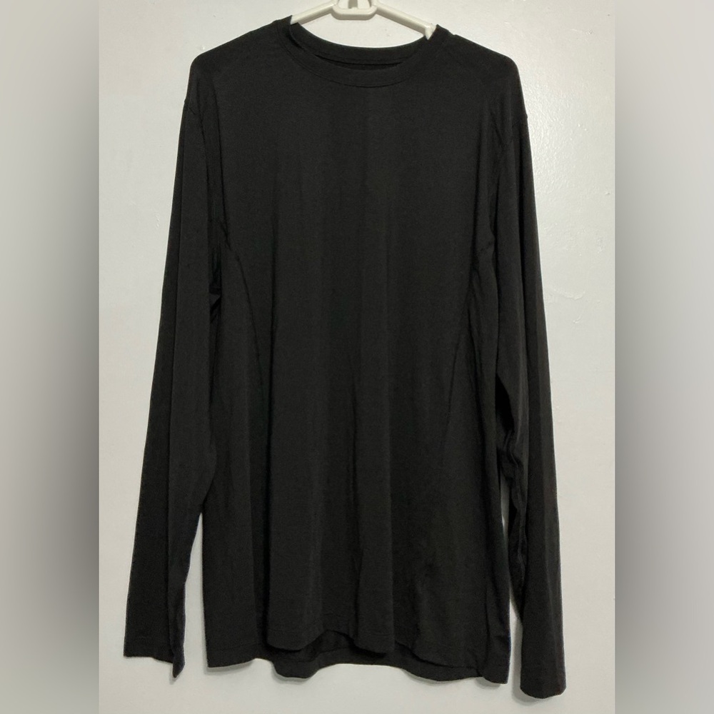 Magellan Outdoors Men's Charcoal Long Sleeve Tee